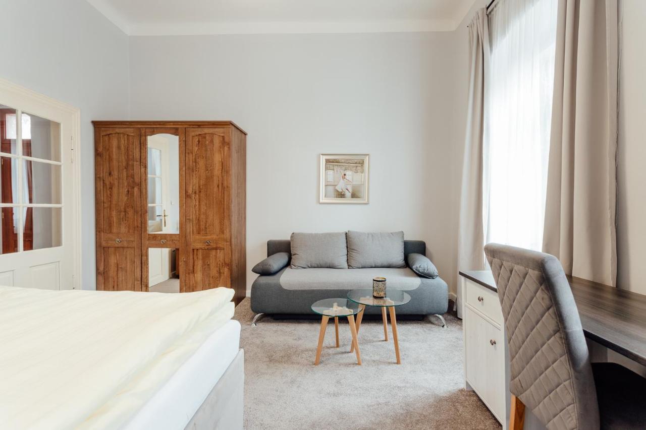 Botanicky Dvor Aparthotel Banská Štiavnica Eksteriør bilde