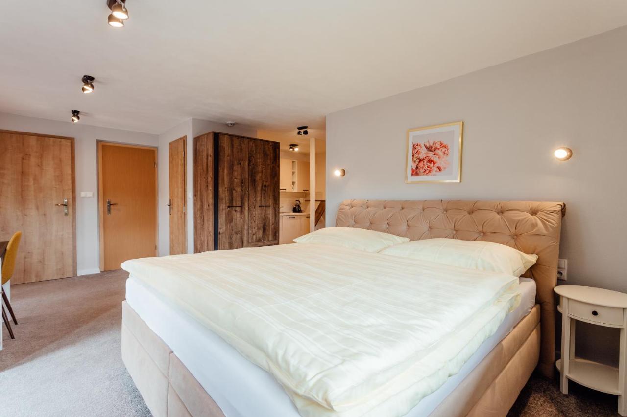 Botanicky Dvor Aparthotel Banská Štiavnica Eksteriør bilde