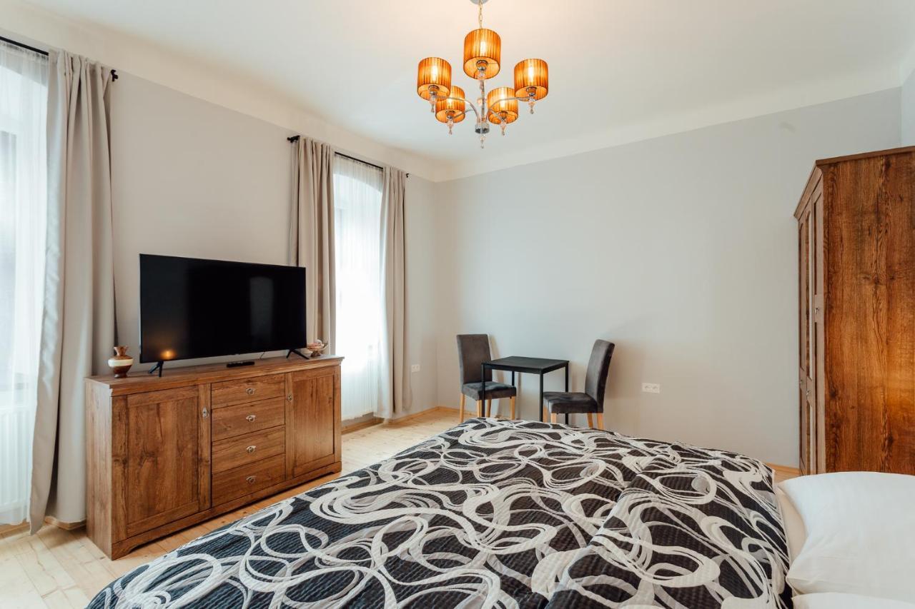 Botanicky Dvor Aparthotel Banská Štiavnica Eksteriør bilde