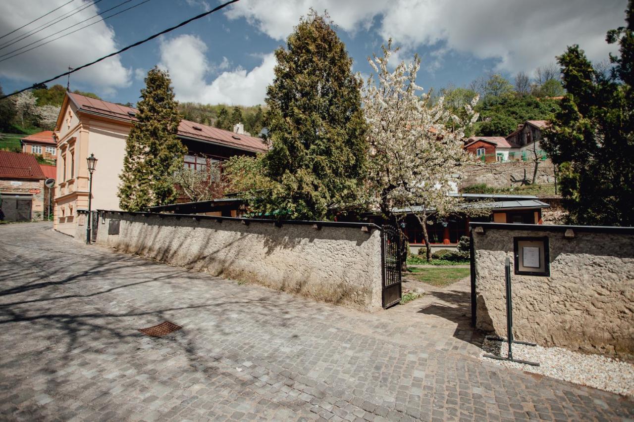 Botanicky Dvor Aparthotel Banská Štiavnica Eksteriør bilde