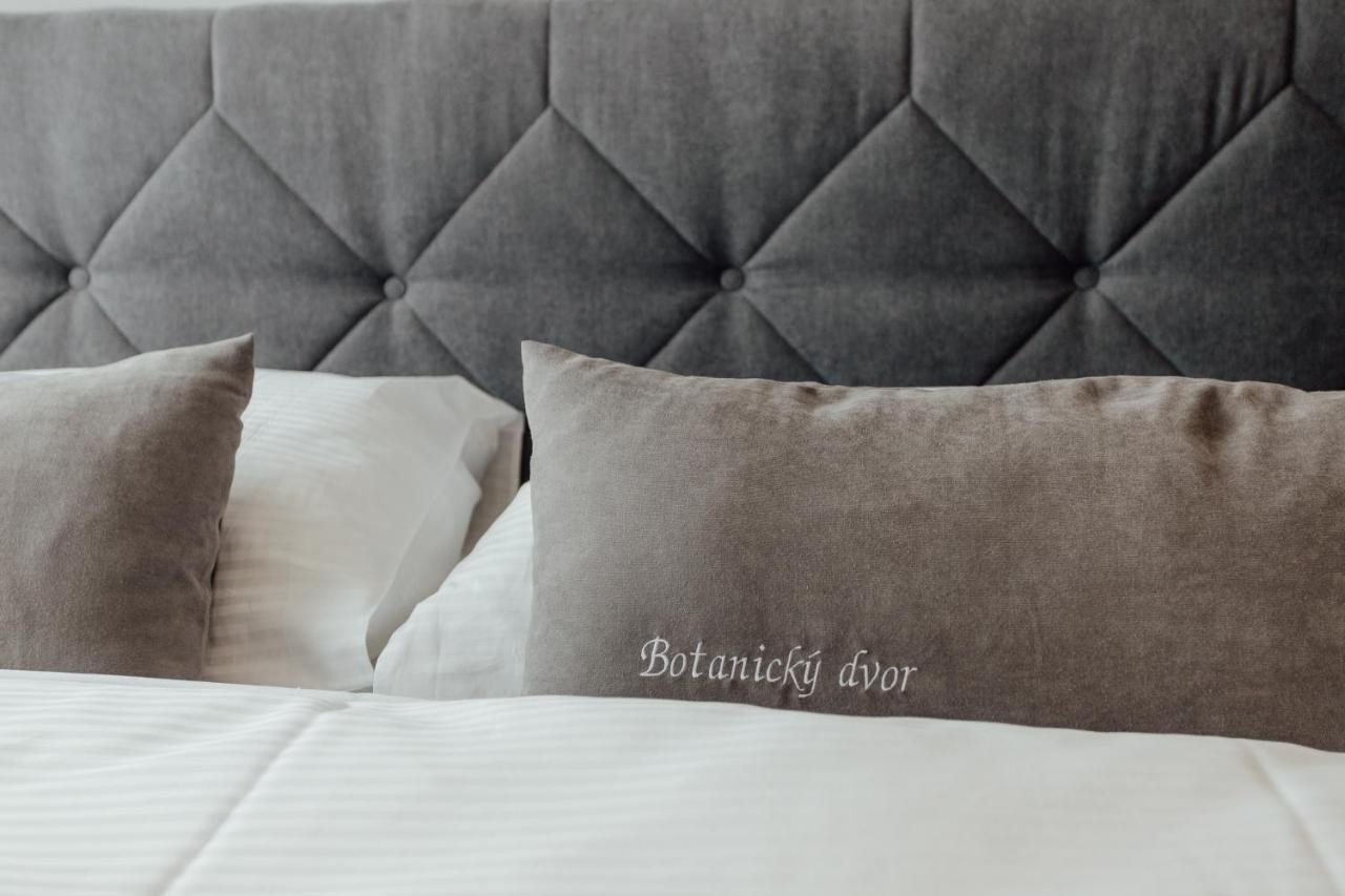 Botanicky Dvor Aparthotel Banská Štiavnica Eksteriør bilde