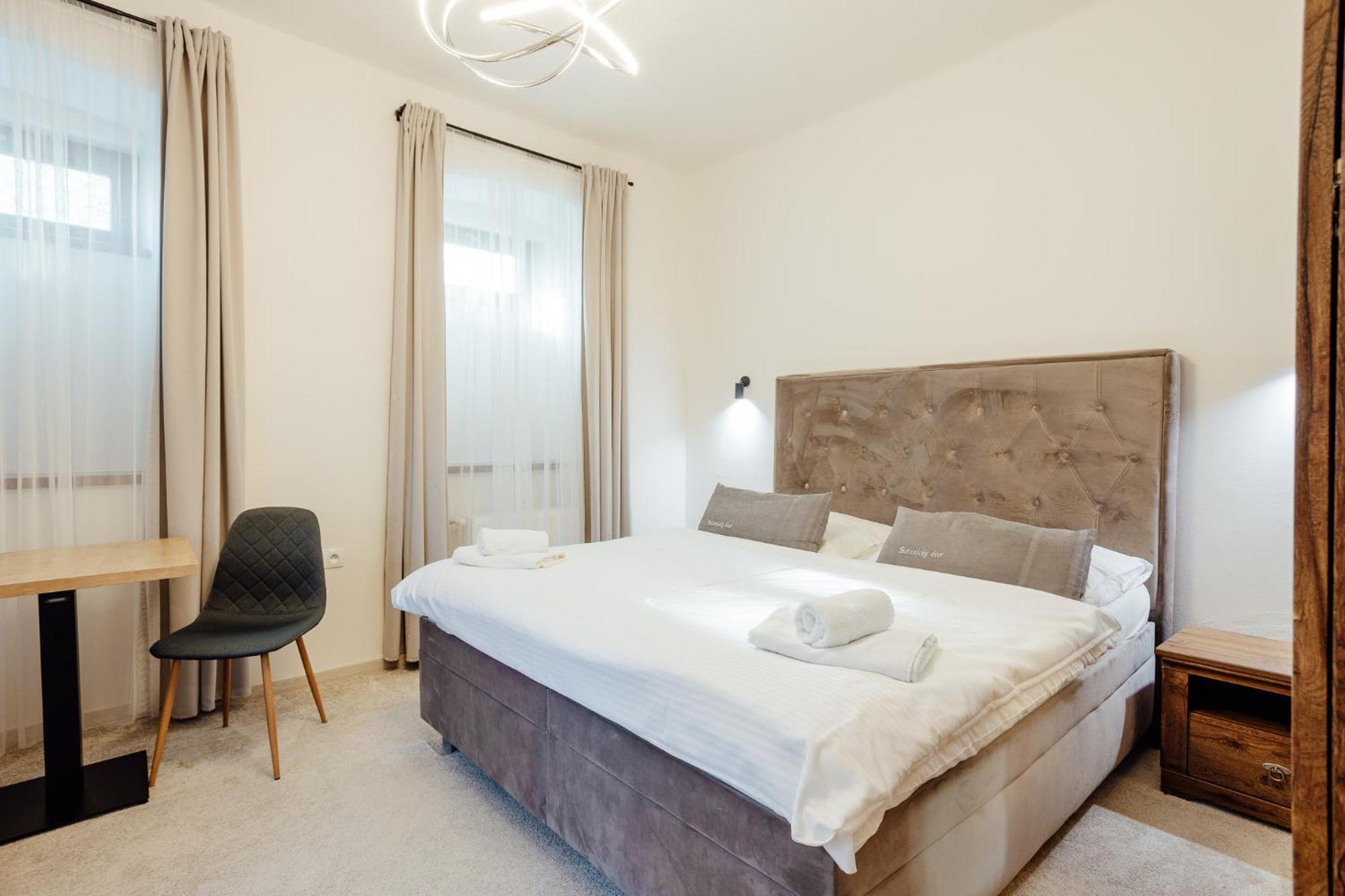 Botanicky Dvor Aparthotel Banská Štiavnica Eksteriør bilde